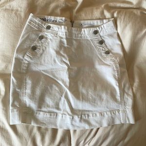 white vineyard vines pencil skirt